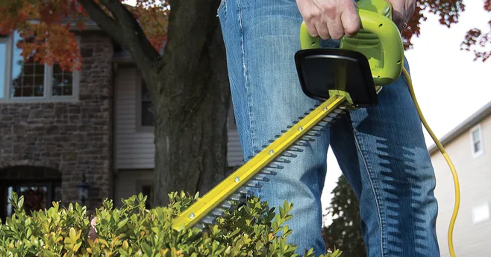 electric-hedge-trimmer