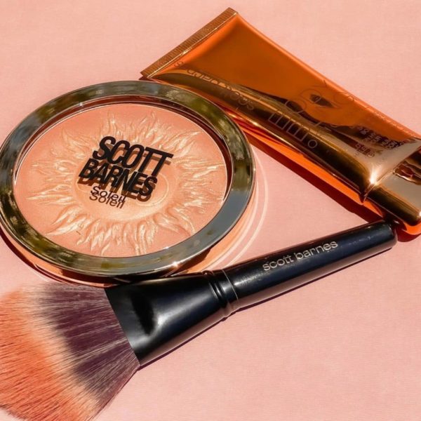 1 Scott-Barnes-Makeup-Review